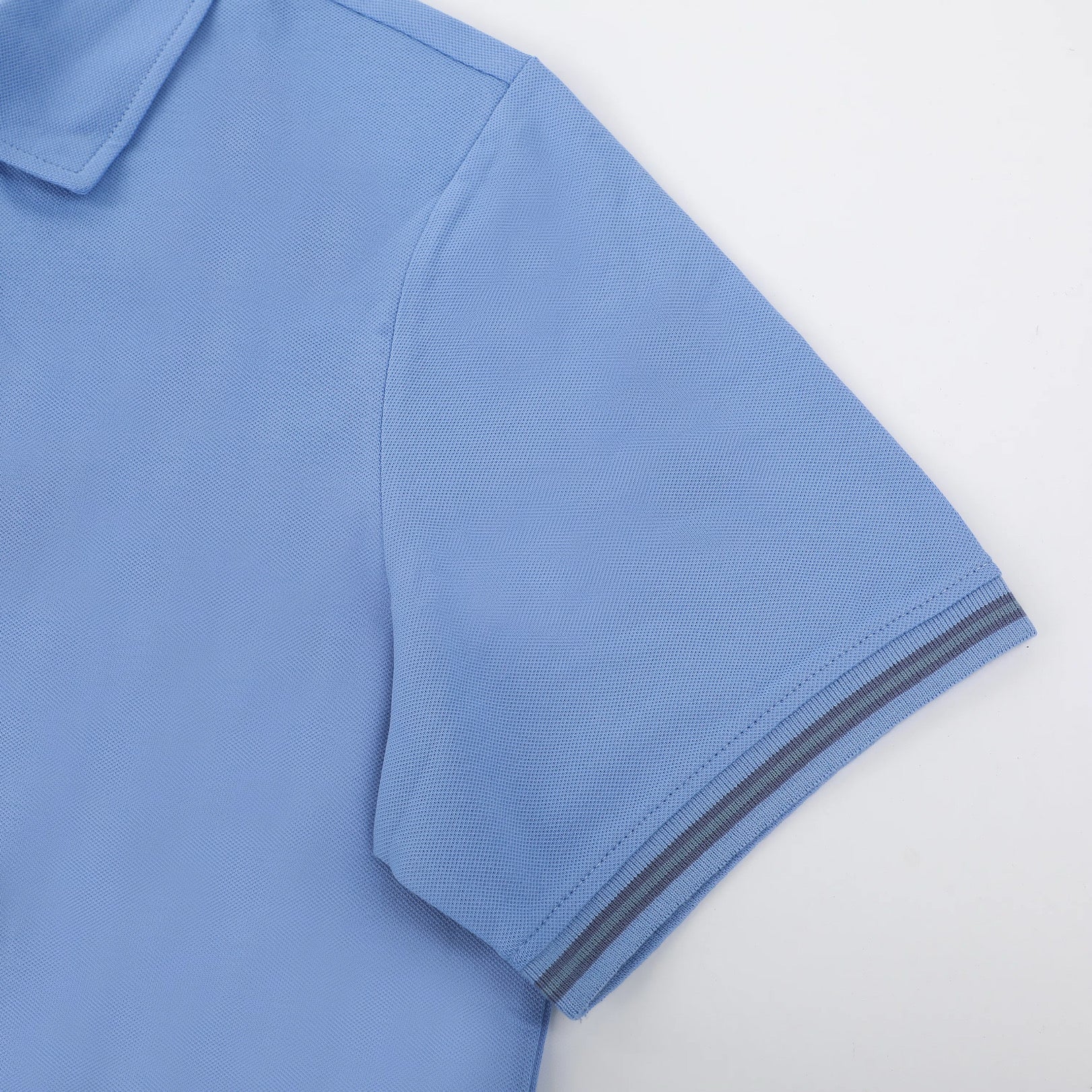 V-neck cotton shirt